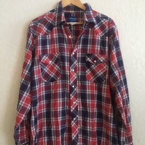 Vintage Wrangler pearl snap button shirt!!